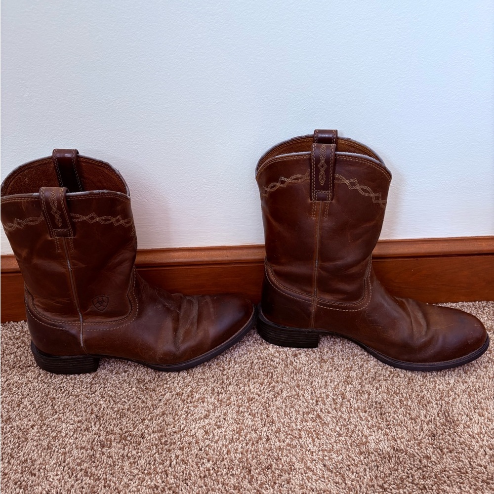 Ariat Men's Tan Leather Cowboy Boots - Picture 2 of 7